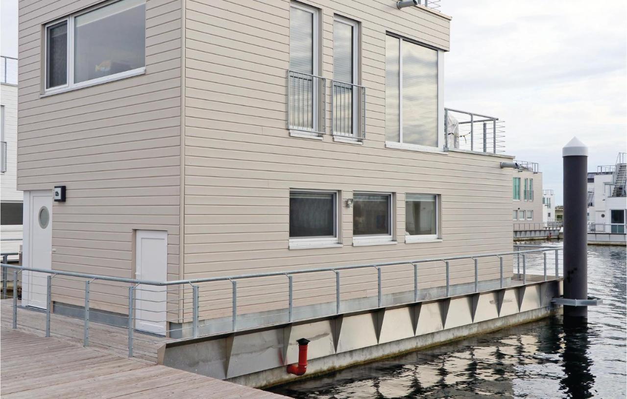 Nice Ship In Ostseeresort Olpenitz With Kitchen Luaran gambar